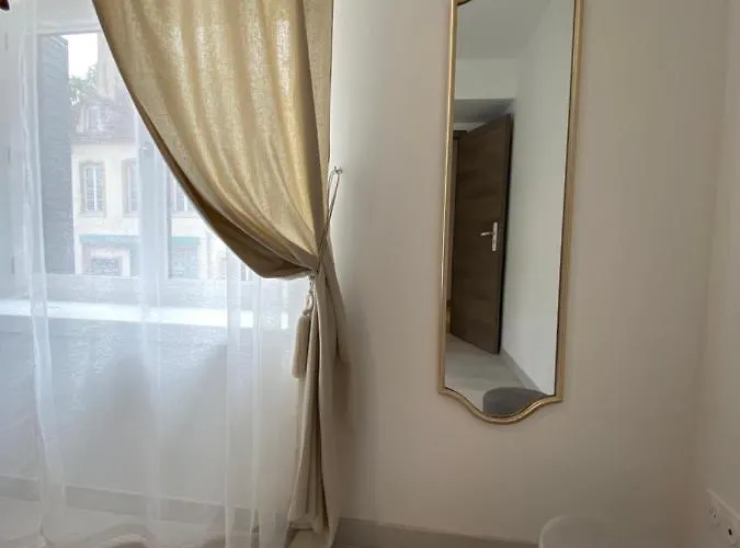 La Terrasse Du Faubourg * Beaune (Cote d'Or)