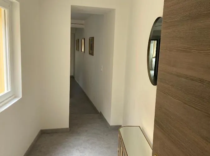 La Terrasse Du Faubourg *