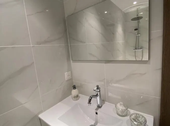 La Terrasse Du Faubourg * Beaune (Cote d'Or)